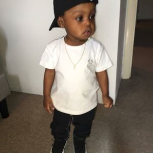 Meet your Posher, Kina